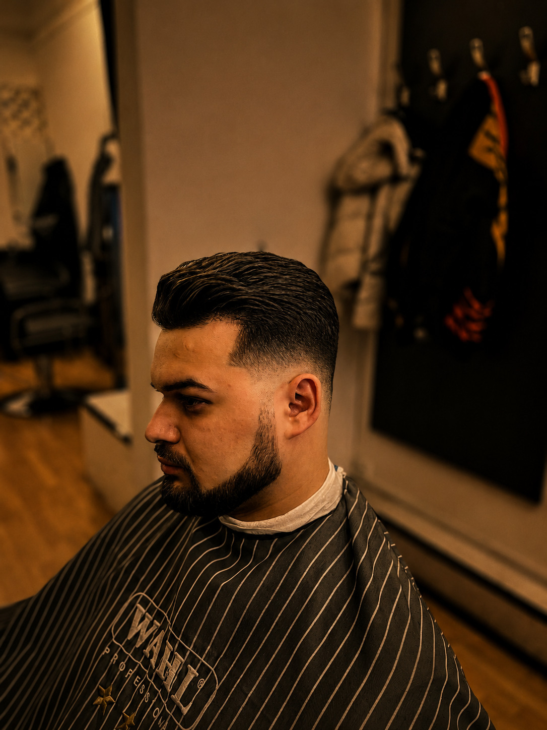 Stylový sestřih s vyholenými boky